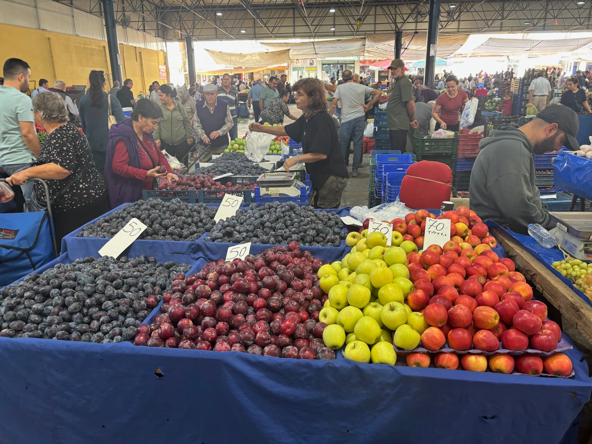 Fresh produce in Milas market