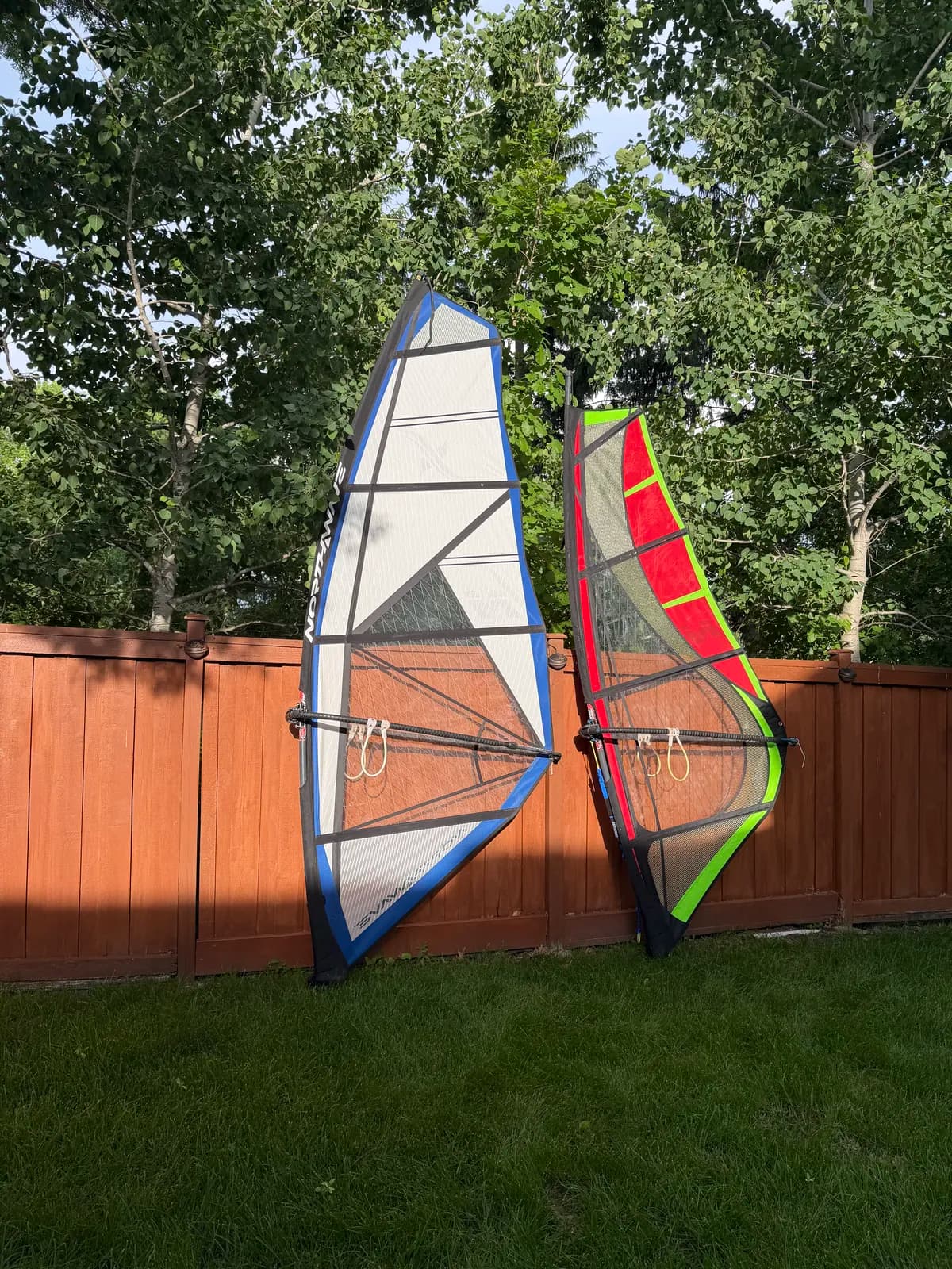 4.7 and 3.2 sails other side